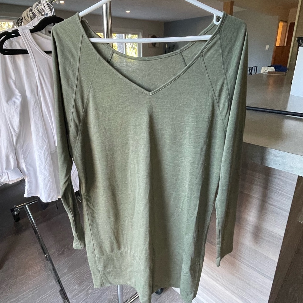 Lolë Sage Green Long Sleeve Long Shirt